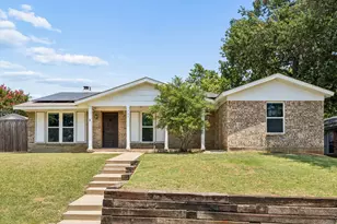 733 Mockingbird Dr, Lewisville, TX 75067 - Photo 1