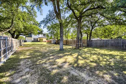 7305 Charbonneau Road, Lake Worth, TX 76135 - Photo 27