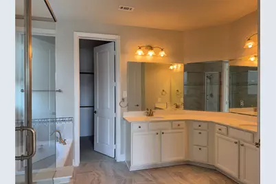 2620 Walnut Creek Lane, The Colony, TX 75056 - Photo 13