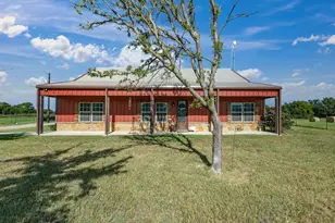 716 Co Rd 3241, Paradise, TX 76073 - Photo 1