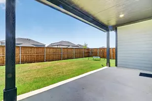1301 Espada St, Fort Worth, TX 76052 - Photo 3