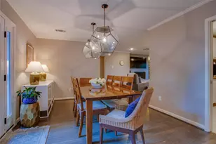 9039 Lanshire Dr, Dallas, TX 75238 - Photo 13