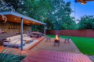 9039 Lanshire Dr, Dallas, TX 75238 - Photo 31