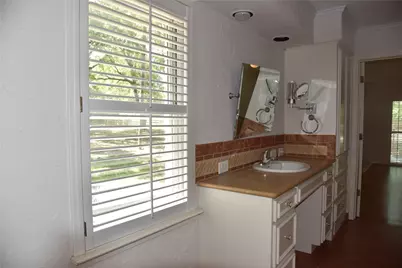 1329 S Belt Line Road, Mesquite, TX 75149 - Photo 25