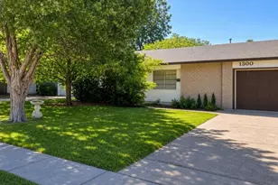 1300 Meadowcrest Dr, Plano, TX 75075 - Photo 1