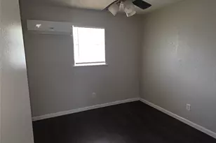 3910 Polly St, Dallas, TX 75210 - Photo 7