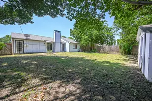 1417 Caplin Dr, Arlington, TX 76018 - Photo 19