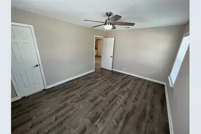 2546 Searcy Drive, Dallas, TX 75211 - Photo 7