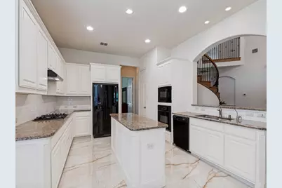 8723 Sherwood Drive, Frisco, TX 75035 - Photo 13