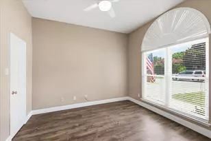 5541 Cranberry Dr, Fort Worth, TX 76137 - Photo 7