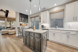 11852 Blackhawk Dr, Frisco, TX 75033 - Photo 13
