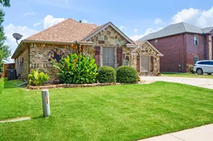 1745 Colorado Dr, Burleson, TX 76028 - Photo 3