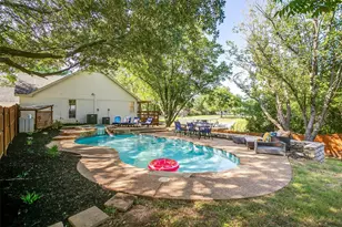 1401 Cheyenne Trail, Granbury, TX 76048 - Photo 35