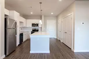 7149 Trail Lake Dr, Fort Worth, TX 76133 - Photo 3