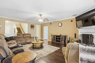 5004 Vaquero Dr, Arlington, TX 76017 - Photo 9