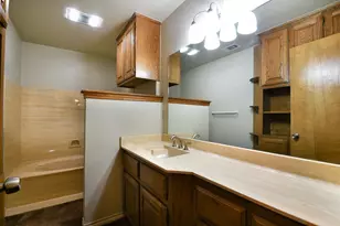 1027 Sherman Dr, Cedar Hill, TX 75104 - Photo 17