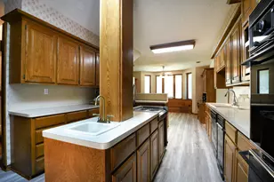 1027 Sherman Dr, Cedar Hill, TX 75104 - Photo 13