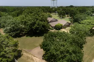 1027 Sherman Dr, Cedar Hill, TX 75104 - Photo 35