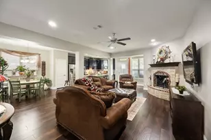 11616 Twining Branch Cir, Fort Worth, TX 76052 - Photo 7