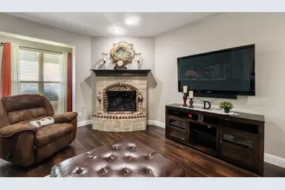 11616 Twining Branch Circle, Fort Worth, TX 76052 - Photo 9