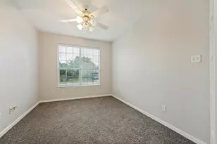 100 Bullava Ct, Crowley, TX 76036 - Photo 17