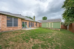 100 Bullava Ct, Crowley, TX 76036 - Photo 25