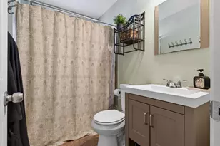 626 E South St, Whitesboro, TX 76273 - Photo 15
