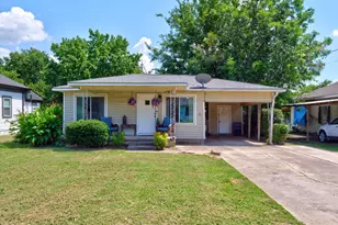 626 E South St, Whitesboro, TX 76273 - Photo 1