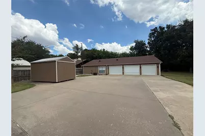 1200 Melony Drive #B, Sulphur Springs, TX 75482 - Photo 3