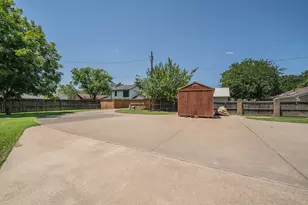 1200 Melony Dr, Sulphur Springs, TX 75482 - Photo 31
