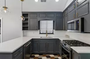 3211 Lawnview Ave, Dallas, TX 75227 - Photo 11