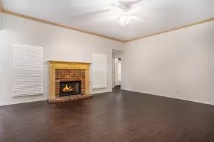 1307 Hyde Park Blvd, Cleburne, TX 76033 - Photo 7