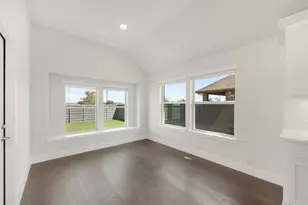 7301 Cherry Blossom Ln, Little Elm, TX 76227 - Photo 11