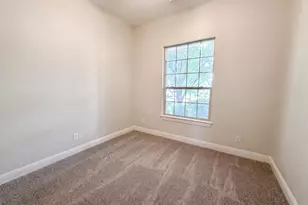 400 Blue Star Ct, Burleson, TX 76028 - Photo 9