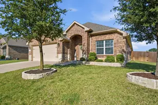 531 Hidden Spgs Trl, Azle, TX 76020 - Photo 33