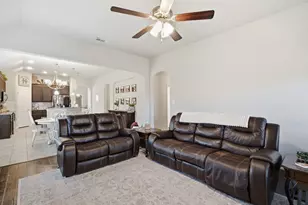 531 Hidden Spgs Trl, Azle, TX 76020 - Photo 11
