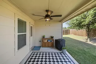 531 Hidden Spgs Trl, Azle, TX 76020 - Photo 33