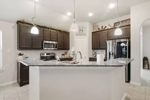 531 Hidden Spgs Trl, Azle, TX 76020 - Photo 7