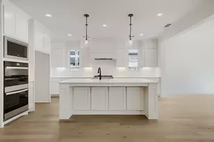 1813 Flowerfield Ln, Mansfield, TX 76063 - Photo 11