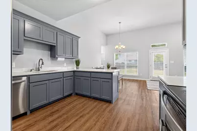 792 E Northside Drive, Pilot Point, TX 76258 - Photo 7
