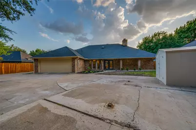 9904 Wandering Way Street, Benbrook, TX 76126 - Photo 33