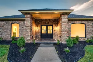 9904 Wandering Way St, Benbrook, TX 76126 - Photo 1