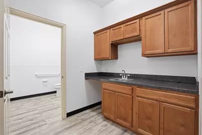 983 Whitehead Drive, Granbury, TX 76048 - Photo 5