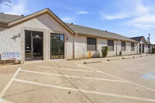 983 Whitehead Dr, Granbury, TX 76048 - Photo 1