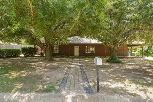 1112 Caprice Dr, Grand Saline, TX 75140 - Photo 1
