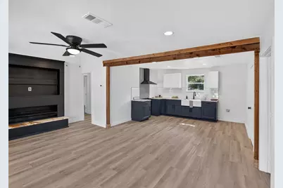 1004 Parker Street, Fort Worth, TX 76112 - Photo 5