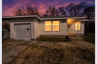 1509 SE 18th Street, Mineral Wells, TX 76067 - Photo 1