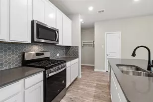 7526 Ezra Mews, Rowlett, TX 75089 - Photo 13