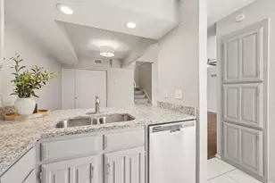 14800 Enterprise Dr, Farmers Branch, TX 75234 - Photo 11