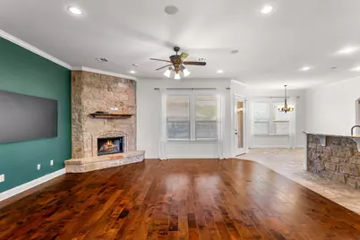 2304 Augustine, Waco, TX 76712 - Photo 7